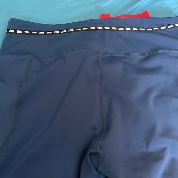 Zyia high and tight leggings - Picture 2 of 3